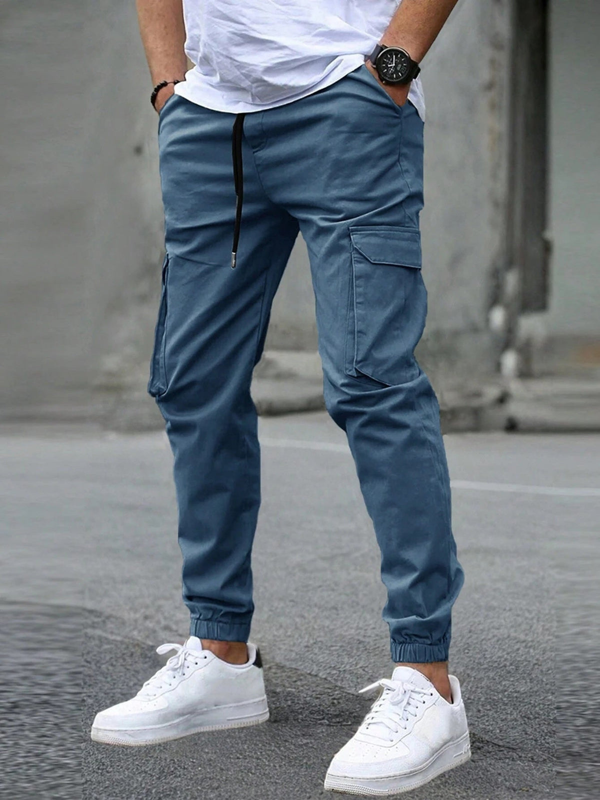 Unai | Pantalón Cargo Jogger Hombre Bolsillos Laterales Tobillo Elástico
